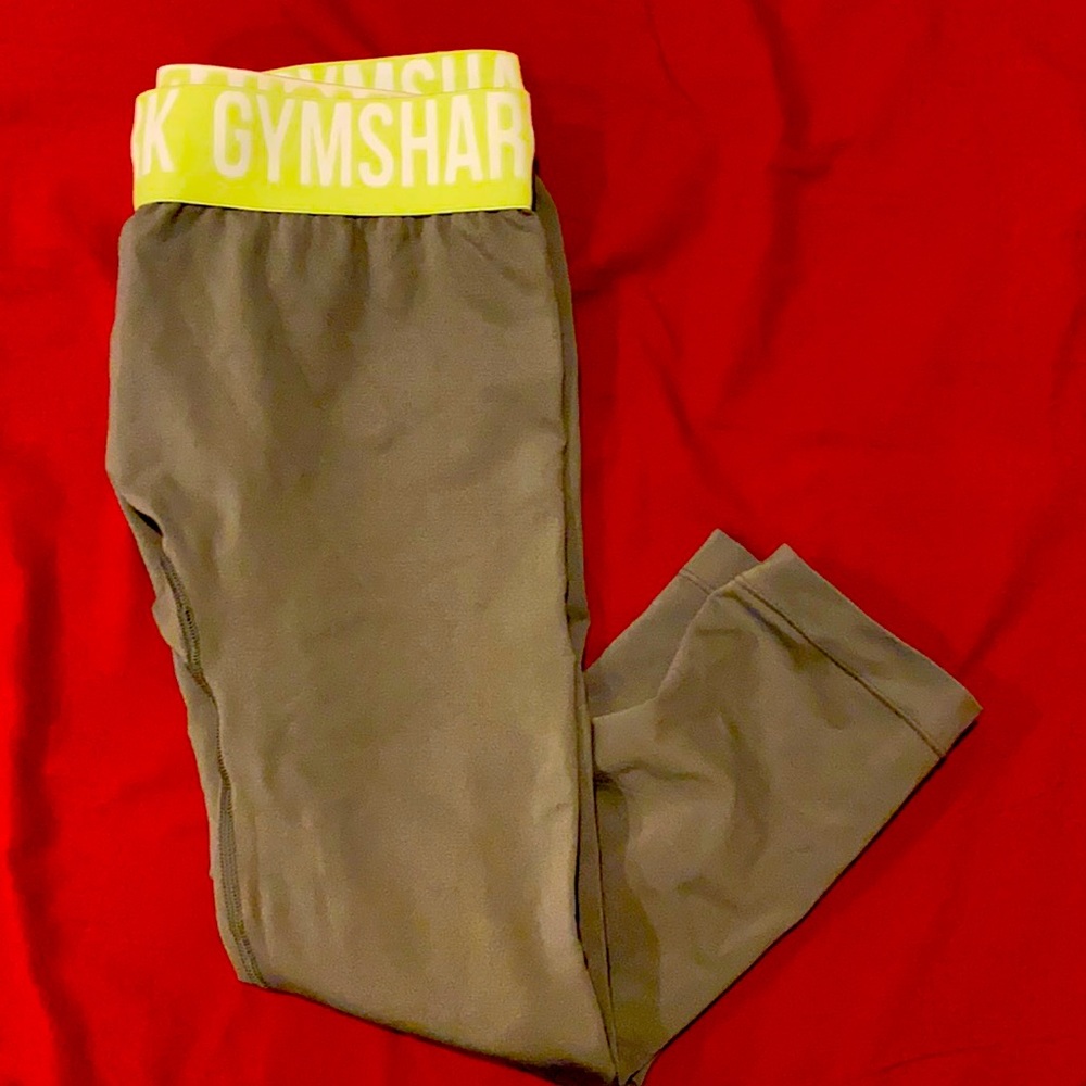 Gymshark clothing- only worn a few times